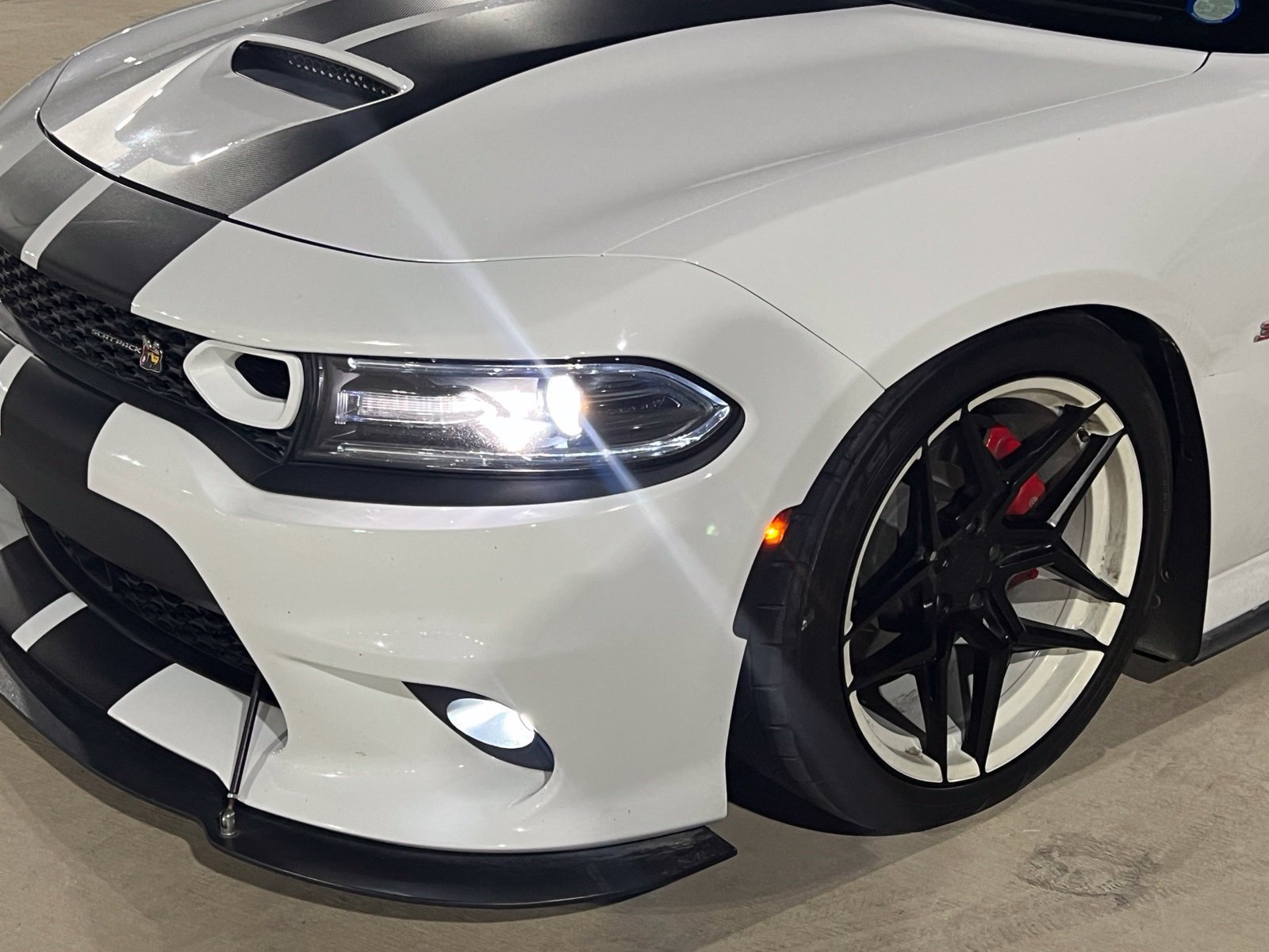 Used 2020 Dodge Charger Scat Pack w/ Plus Group RWD image 4