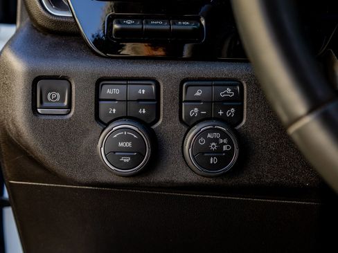 Used 2024 Chevrolet Silverado 3500 High Country w/ High Country Premium Package image 22