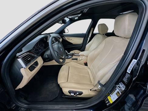 Used 2017 BMW 330i xDrive Sedan image 13