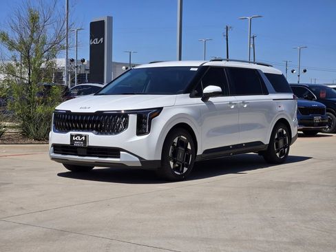 New 2026 Kia Carnival EX FWD image 2