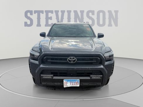 Used 2025 Toyota 4Runner SR5 AWD/4WD image 8