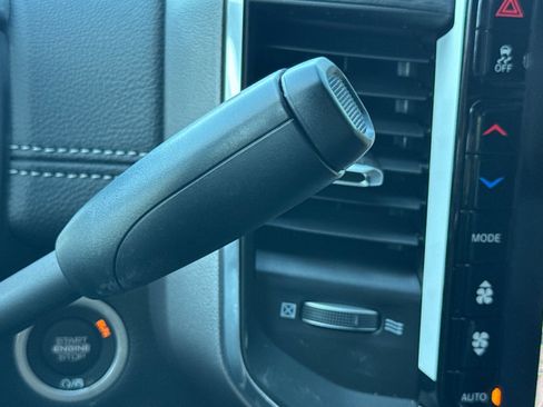 New 2026 RAM 2500 Laramie AWD/4WD image 20