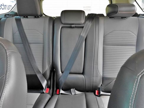 Used 2019 Ford Escape SE FWD image 30