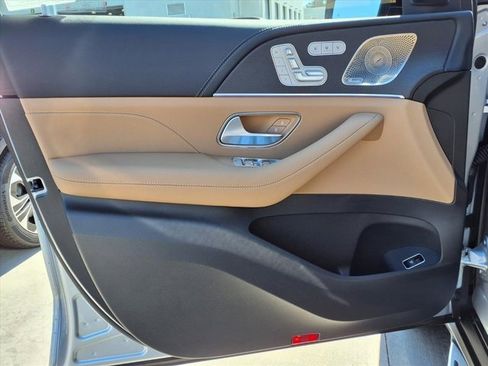 New 2026 Mercedes-Benz GLE 580 GLE 580 image 11