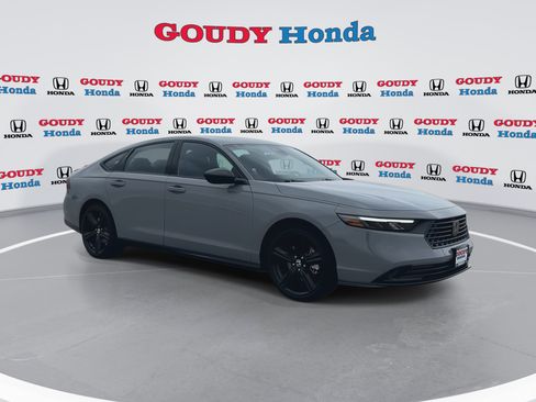 Certified 2023 Honda Accord Sport image 2