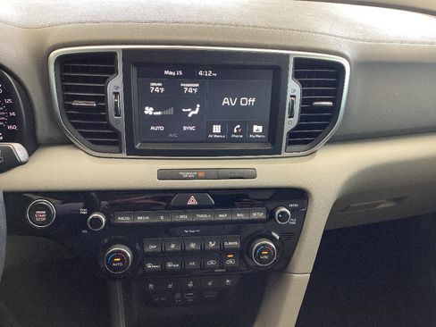 Used 2019 Kia Sportage EX w/ EX Technology Package FWD image 13