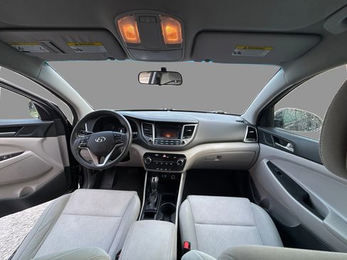 Used 2018 Hyundai Tucson SE w/ Cargo Package FWD image 21