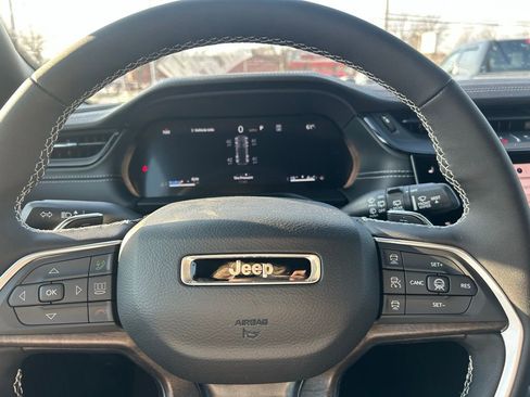 New 2026 Jeep Grand Cherokee Altitude AWD/4WD image 17