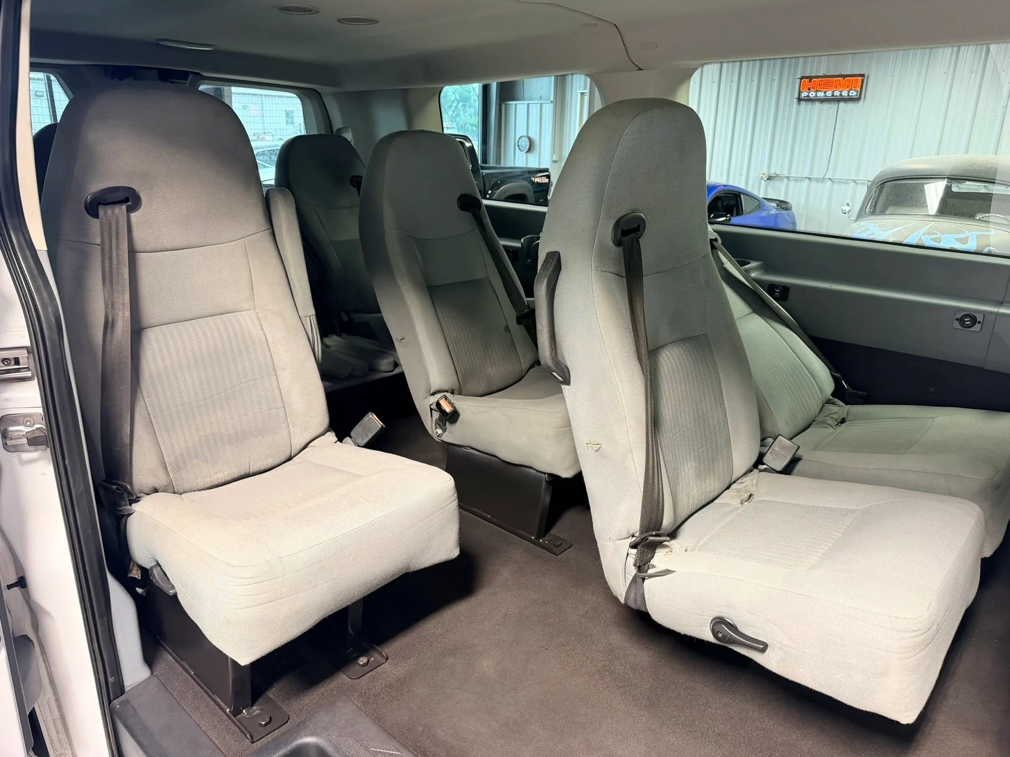 Used 2019 Ford Transit 150 XLT RWD image 12