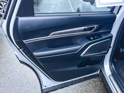 Certified 2025 Kia Telluride SX Prestige X-Line image 12