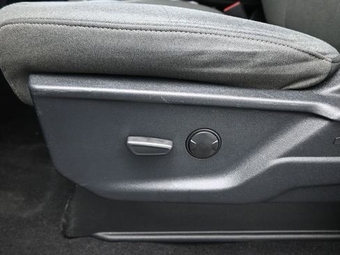 Certified 2024 Ford F150 XLT w/ FX4 Off-Road Package image 11