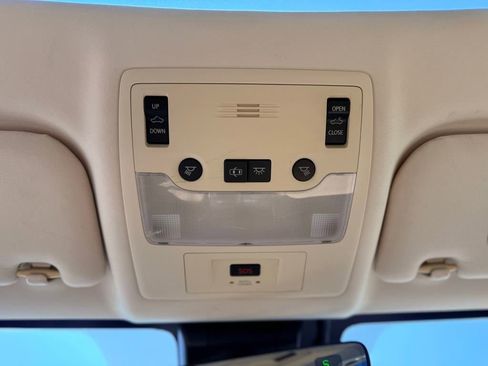 Used 2019 Lexus IS 300 w/ Premium Package image 37