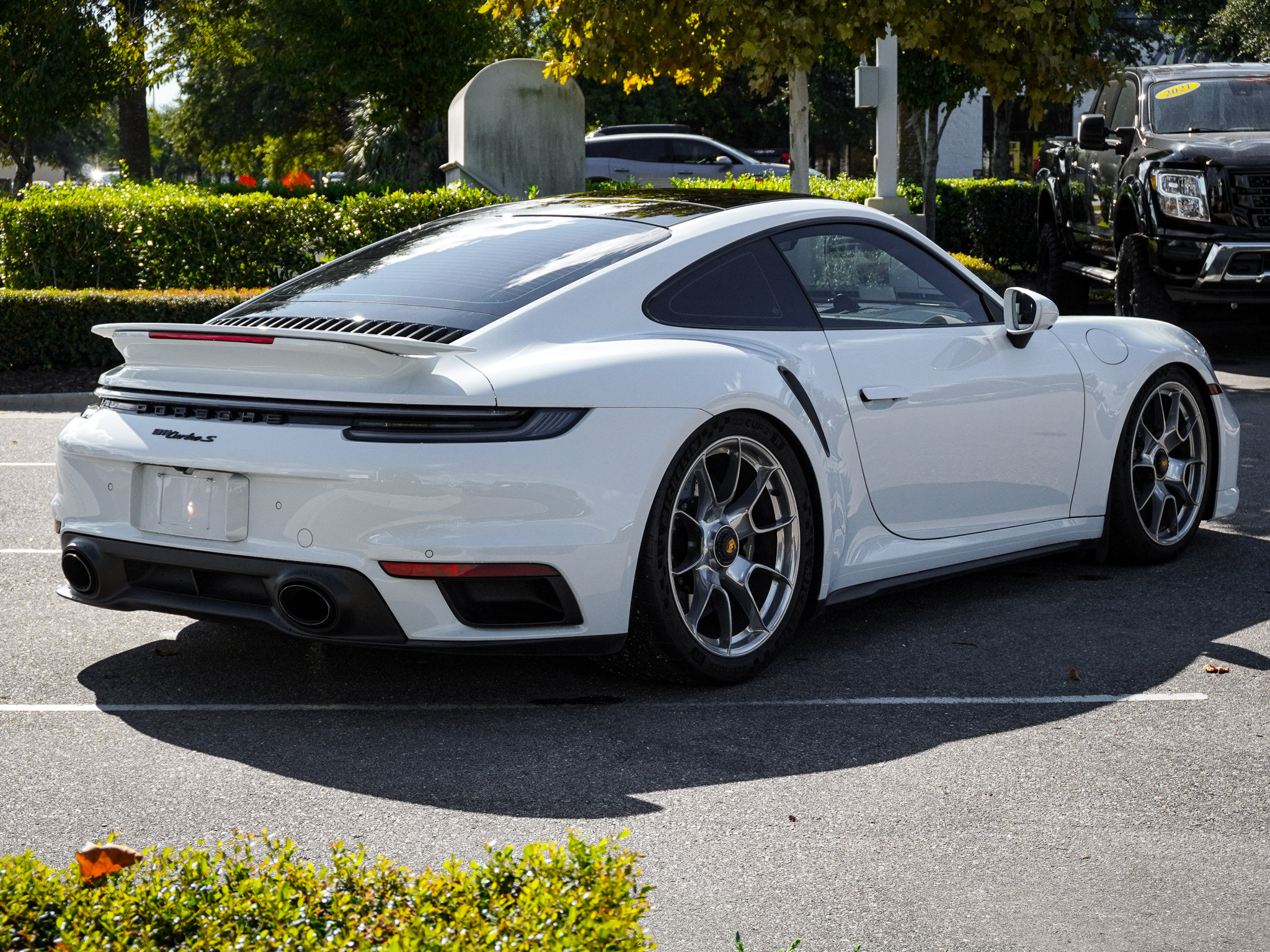 Used 2022 Porsche 911 Turbo S AWD/4WD image 10