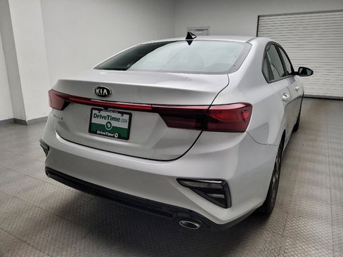 Used 2021 Kia Forte LXS FWD image 7
