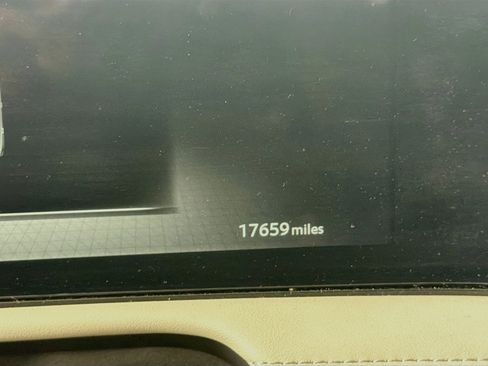 Used 2024 Nissan Ariya FWD image 18