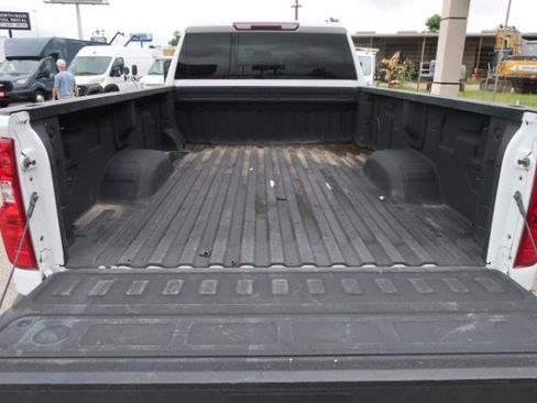 Used 2022 Chevrolet Silverado 2500 W/T w/ WT Convenience Package AWD/4WD image 5