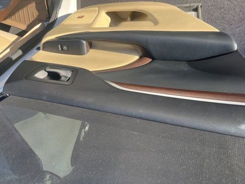 Used 2015 Toyota Highlander Limited image 22