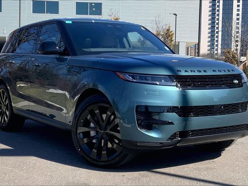 New 2026 Land Rover Range Rover Sport SE image 2