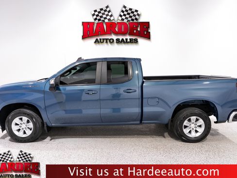 Used 2024 Chevrolet Silverado 1500 LT RWD image 1