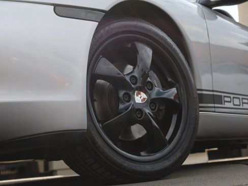 Used 2002 Porsche Boxster RWD image 38