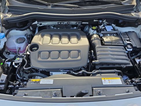 New 2026 Volkswagen Tiguan SEL R-Line image 30