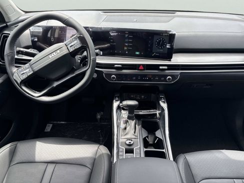 New 2026 Kia Sorento S FWD image 12