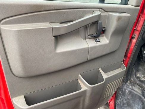 Used 2021 GMC Savana 3500 Work Van w/ Power Convenience Package image 14