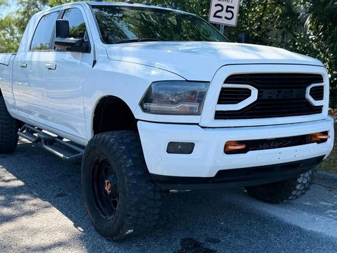 Used 2018 RAM 2500 Laramie w/ Sport Appearance Group AWD/4WD image 5