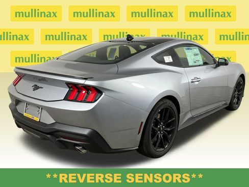 New 2025 Ford Mustang EcoBoost image 4