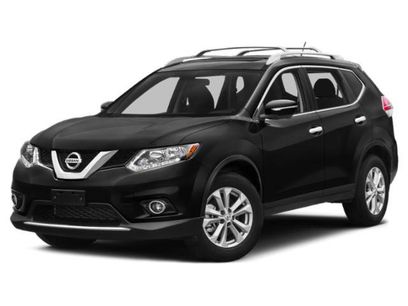 Used 2015 Nissan Rogue SV