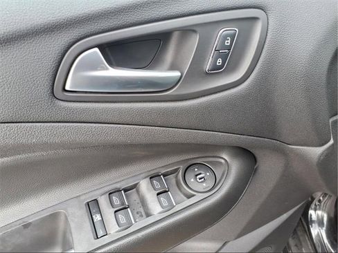 Used 2013 Ford C-MAX SEL image 13