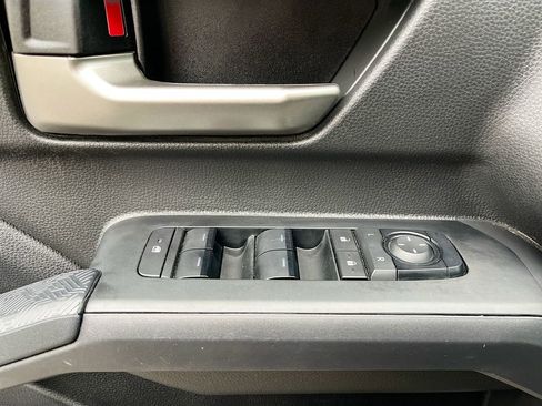 Used 2024 Toyota Tacoma TRD Sport image 17