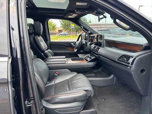 Used 2023 Lincoln Navigator L Black Label AWD/4WD image 21