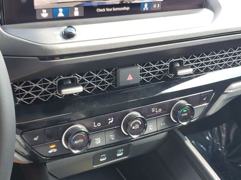 Used 2025 Honda Accord Sport image 28
