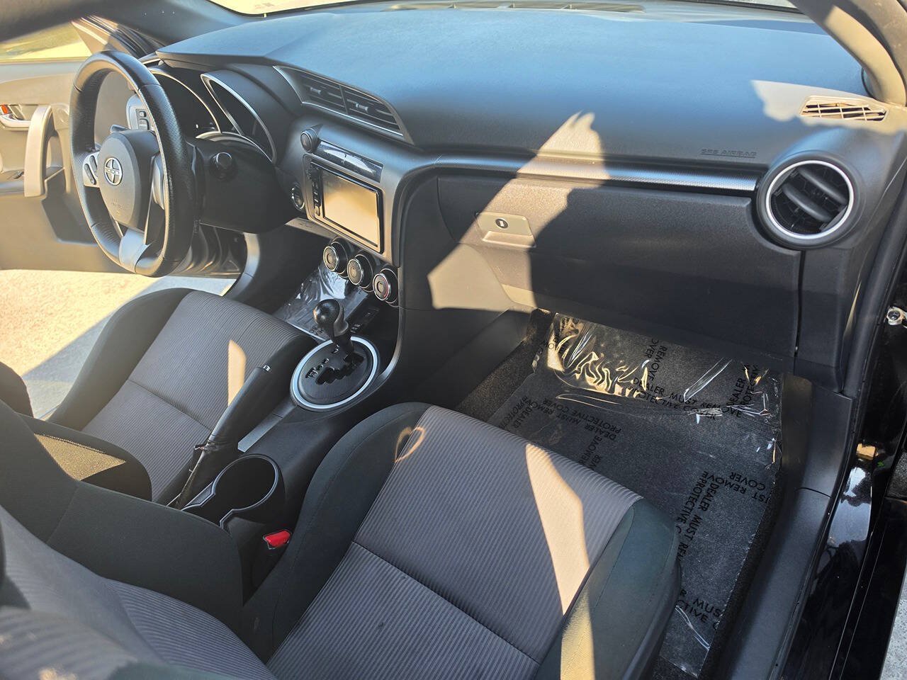 Used 2016 Scion tC FWD image 22