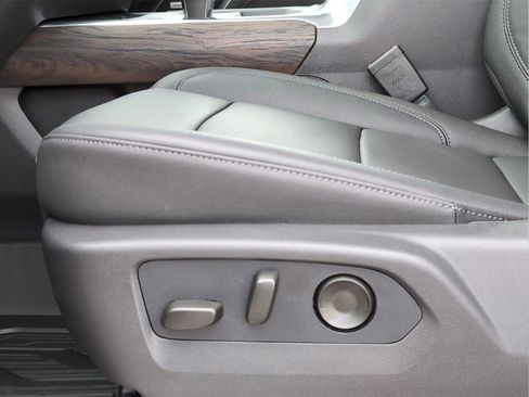 New 2026 GMC Sierra 1500 SLT w/ SLT Premium Package image 30