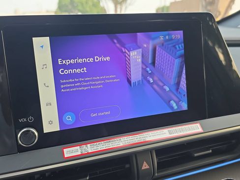 New 2027 Toyota Prius XLE FWD image 18