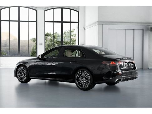 New 2026 Mercedes-Benz E 350 4MATIC Sedan image 31