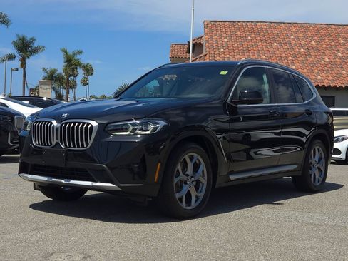Used 2024 BMW X3 sDrive30i w/ Premium Package RWD image 3