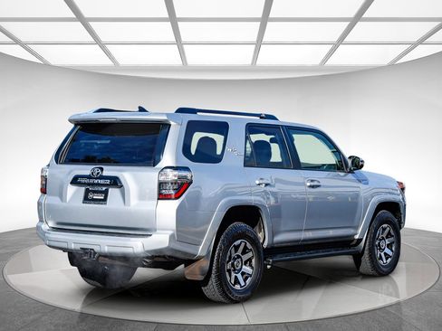 Used 2024 Toyota 4Runner TRD Off-Road Premium image 4