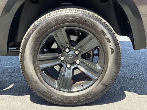 Used 2024 RAM 1500 Warlock AWD/4WD image 9
