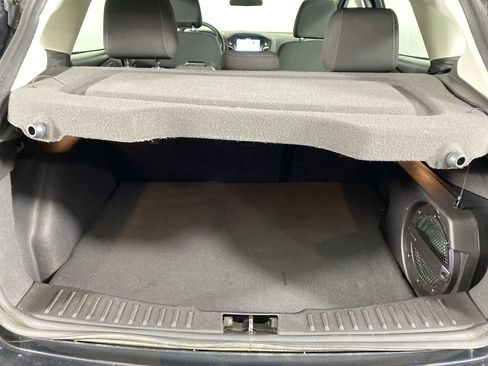 Used 2017 Ford Focus SEL w/ Cold Weather Package image 25