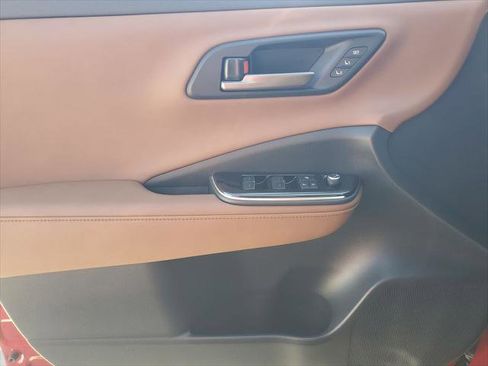 Certified 2026 Toyota Crown Signia AWD/4WD image 18