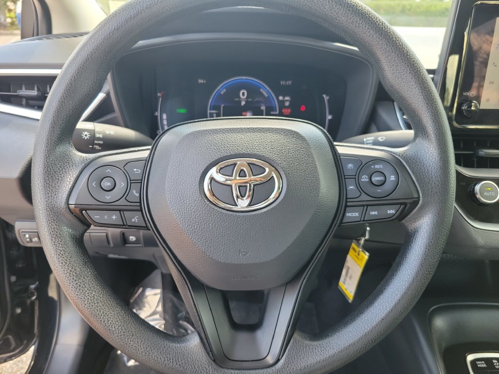 Used 2026 Toyota Corolla LE FWD image 18