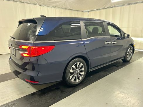 Used 2022 Honda Odyssey EX-L image 2