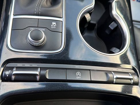 Used 2021 Kia Stinger GT-Line w/ Sun & Sound Package RWD image 13