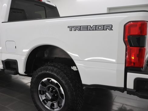 Used 2024 Ford F350 Lariat w/ Lariat Ultimate Package image 36