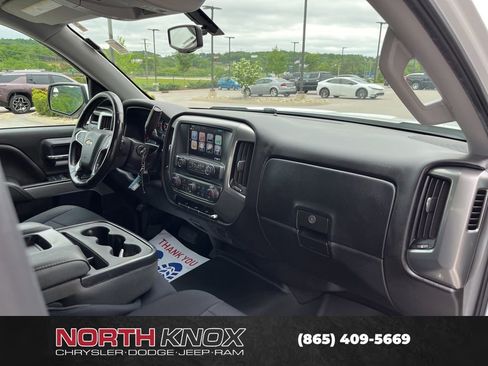 Used 2018 Chevrolet Silverado 1500 LT w/ All Star Edition AWD/4WD image 28