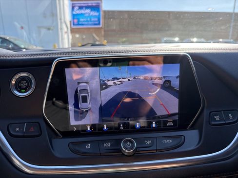 Used 2020 Chevrolet Blazer Premier w/ Driver Confidence II Package image 10