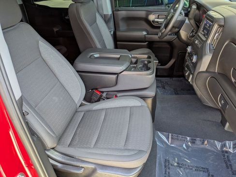 Used 2025 Chevrolet Silverado 1500 Custom AWD/4WD image 27